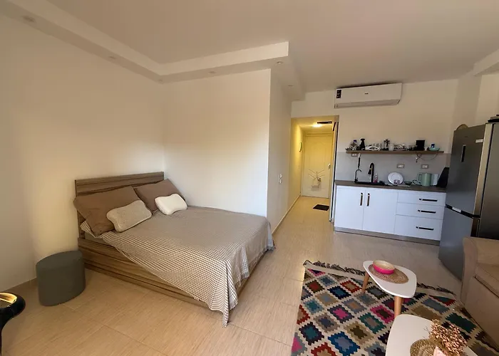 Florenza Khamsin Apartahotel *