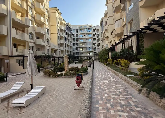 Apartahotel Florenza Khamsin